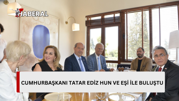 Cumhurbaşkanı Tatar ve eşi Sibel Tatar,sanatçı Ediz Hun ile görüştü…