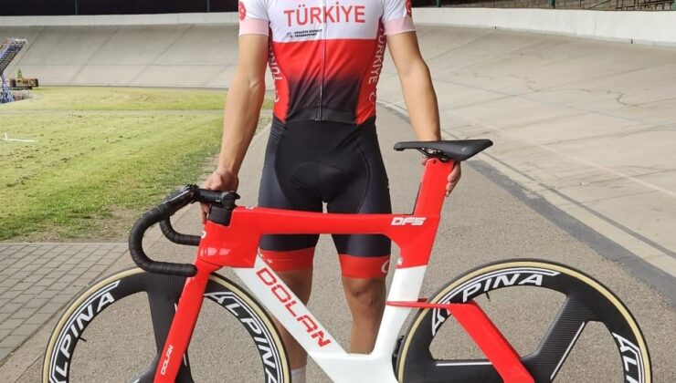 Bisikletçilerden başarı
