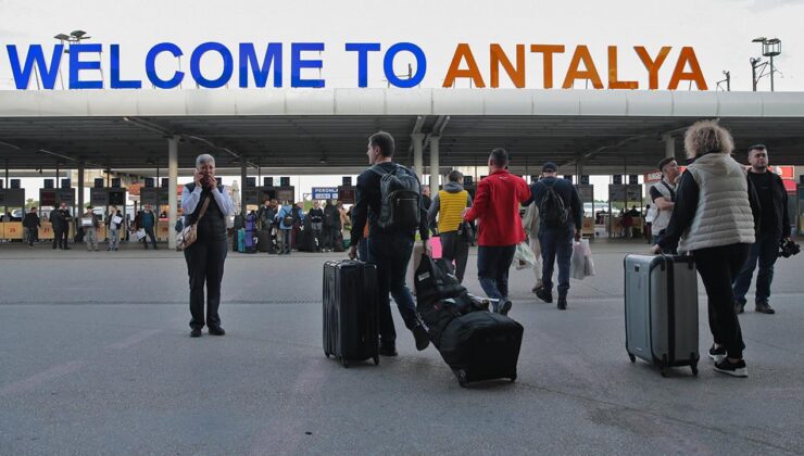 Antalya’dan yeni turizm rekoru