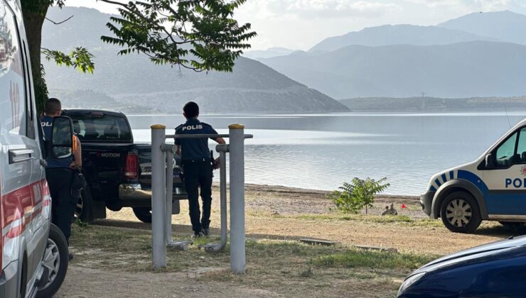 Eğirdir Gölü’nde bulunan el bombaları gölden temizlendi