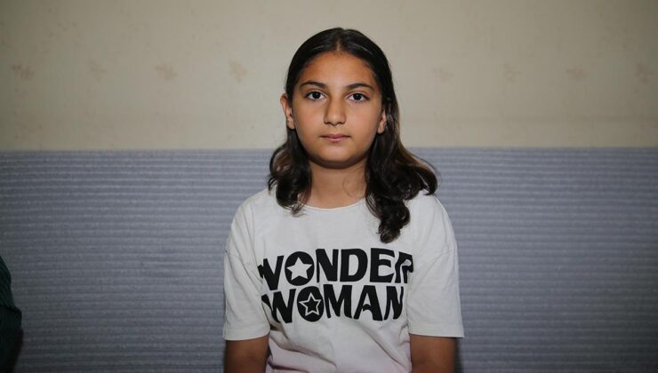 Köpeklerin saldırısına uğrayan Hiranur sokağa çıkmaya korkuyor