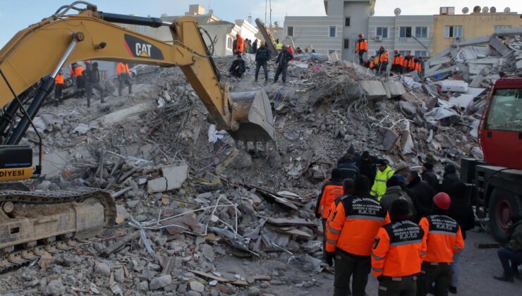 İsias Oteli’nin yıkılmasıyla ilgili 4 belediye görevlisi hakkında soruşturma izni