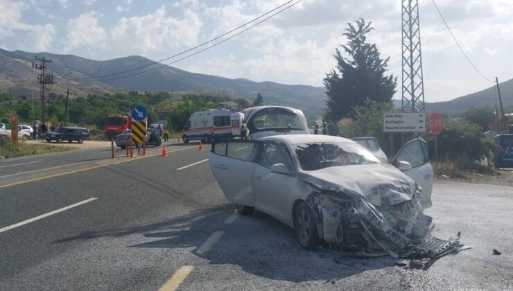 Elazığ’da trafik kazası: 1 ölü, 6 yaralı