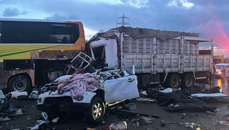 Mersin’deki zincirleme trafik kazasında otobüs şoförü gözaltında