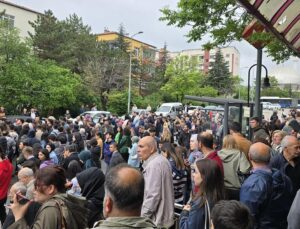 Ankara’da sağanak nedeniyle aksayan metro seferleri yeniden başladı