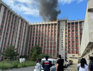 Trakya Üniversitesi Tıp Fakültesi Hastanesi’nin çatısında yangın: Müdahale ediliyor