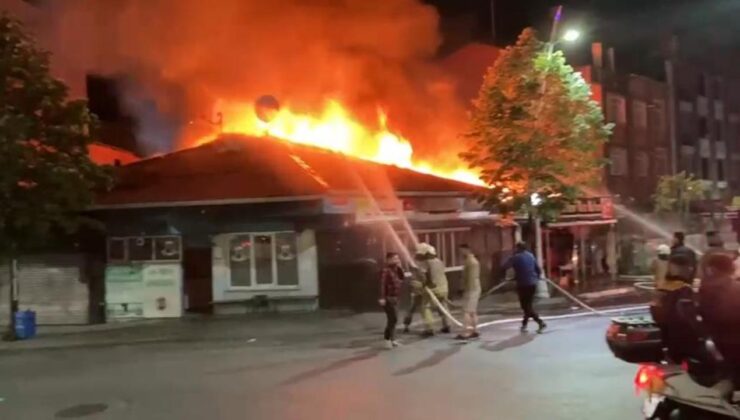 Sultangazi’de yangın: 4 iş yerinde hasar oluştu