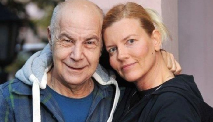 Mazhar Alanson’un eşi Biricik Suden arkasını dönüp poz verdi! ‘Sırtı biraz fazla mı çalışmışım?’