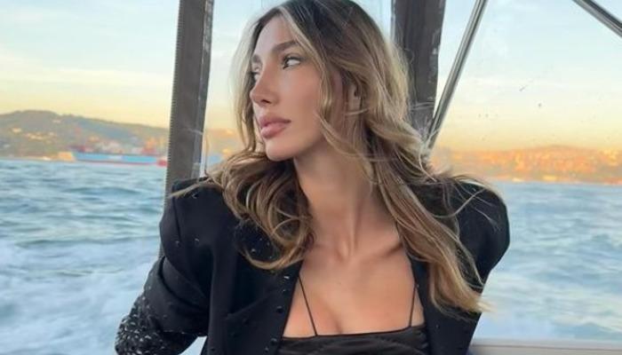 Miss Turkey güzeli Şevval Şahin yeni sevgilisiyle lüks tekne tatilinde! Öpmelere doyamadı