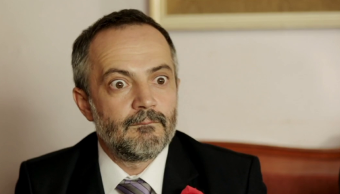 ‘Yılın ilk aylarında boşanma rekoru kırıldı’ dendi… Murat Akkoyunlu’ya mutlu evliliğin sırrı soruldu! Eşiyle diyaloğu güldürdü