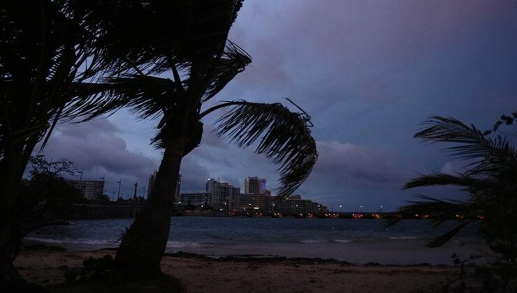 BM: Karayipler’i vuran Beryl Kasırgası’nın 200 binden fazla kişiyi etkilemesi bekleniyor