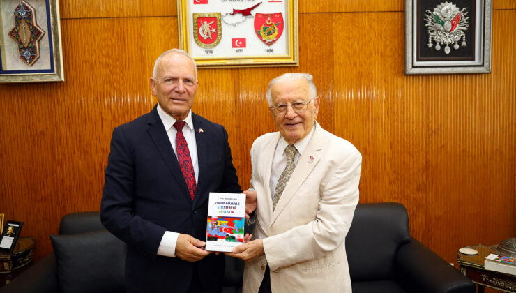 “Asker Gözüyle Strateji ve Güvenlik” isimli kitap Zorlu Töre’ye takdim edildi