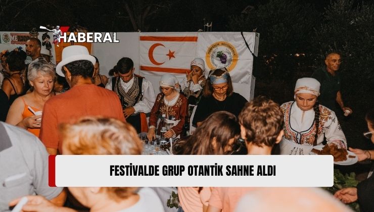 Mehmetçik Üzüm Festivali’nde Kıbrıs Gecesi Yapıldı, Grup Otantik Sahne Aldı