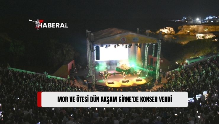 Türkiye’nin Sevilen Gruplarından Mor ve Ötesi Dün Akşam Girne’de Verdiği Konserde Kalabalık Bir İzleyici Grubuyla Buluştu