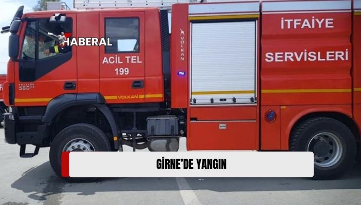 Girne’de Çıkan Yangında, Altı Hurma Ağacı ve Kuru Otlar Yandı