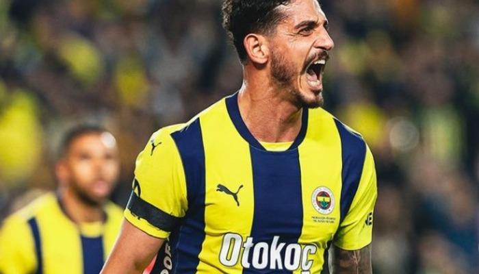 Ünlü futbolcu Samet Akaydın gönlünü Gönül Dağı’nın yıldızına kaptırdı! Önce aşkı sonra golü buldu! ‘Aşk yaradı’