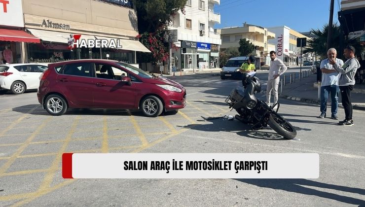 Lefkoşa’da Meydana Gelen Trafik Kazasında Motosiklet ile Salon Araç Çarpıştı