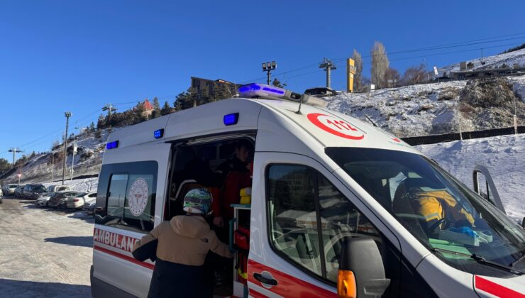 Erzurum’da Palandöken Dağı’nda sporcuların üzerine çığ düştü… Bir sporcu hayatını kaybetti