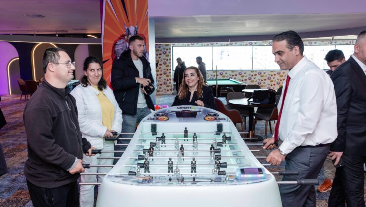 Özel gereksinimli gençler için sinema ve oyun günü