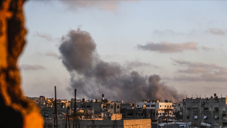 İsrail, Gazze Şeridi’nin güneyindeki bir yardım dağıtım noktasına saldırdı