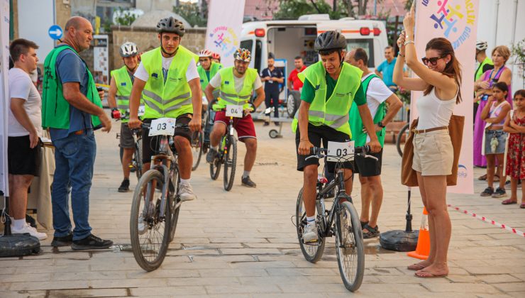 Lefkoşa’da “Velesbitnan Surlarçi Hazine Avı Yarışması” yapıldı
