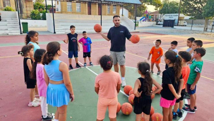 Gönyeli-Alayköy Belediyesi basketbol kursları devam ediyor