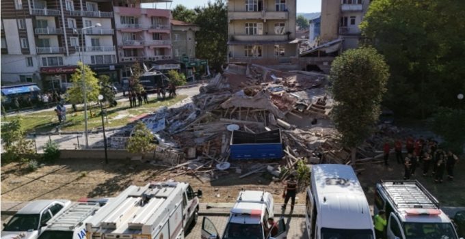 Balıkesir’de 237 artçı deprem oldu