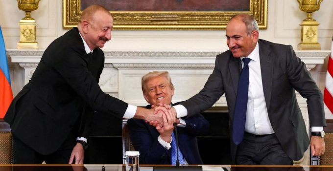 Azerbaycan ile Ermenistan’ın parafladığı barış anlaşmasının metni açıklandı