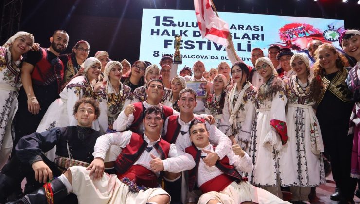İskele Belediyesi Halk Dansları Topluluğu, Balçova’daki festivalinde birinci oldu