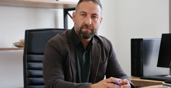 Maviş: “Eğitim bütçesi yetersiz”