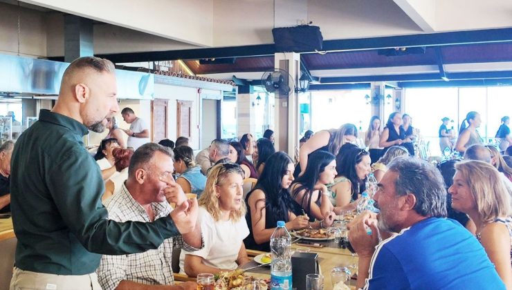 Dünya Öğretmenler Günü’nde KTÖS öğretmenlerle dayanışma yemeklerinde buluştu