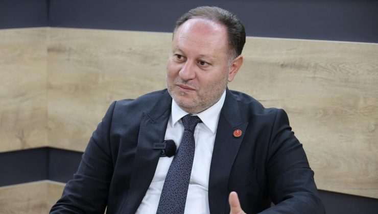 Öztürkler: “Hristodulidis muhatabının biz olduğunu anlayacak”