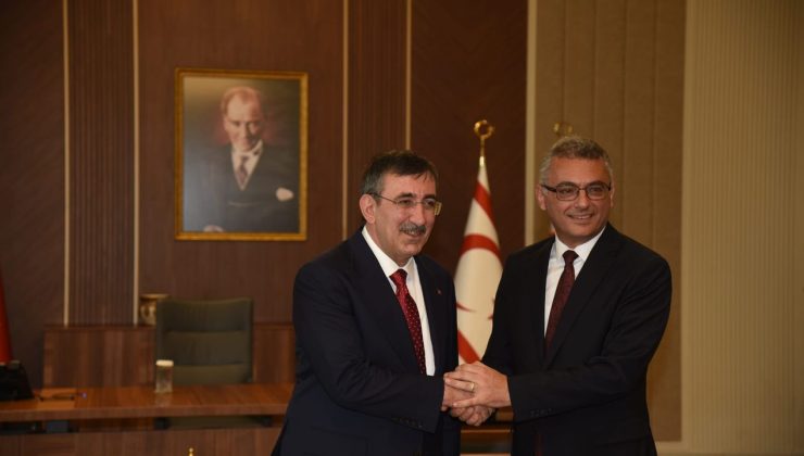 Cumhurbaşkanı Erhürman, Cevdet Yılmaz ile bir araya geldi