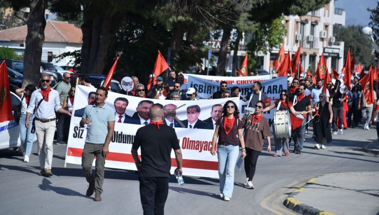 KTOEÖS Başbakanlık önünde eylem yaptı