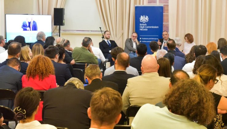 Harmancı ve Prountzos gençlerle buluştu