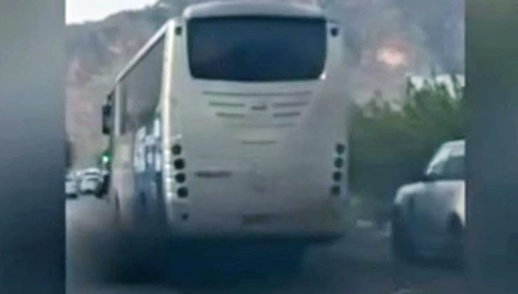 Eksozundan siyah duman atan otobüs sürücüsü rapor edildi