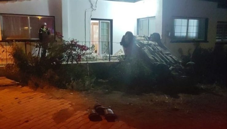 Yoldan çıktı, eve daldı