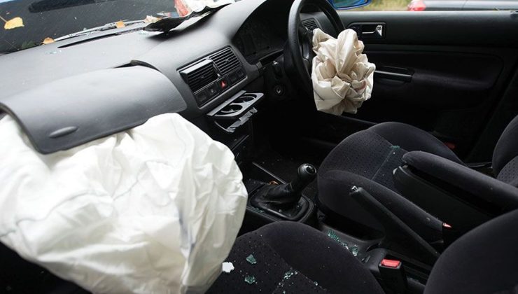 Güney geri çağırıyor, Kuzey seyrediyor