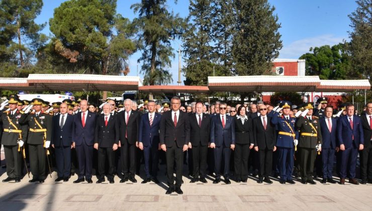 15 Kasım Cumhuriyet Bayramı…Atatürk Anıtı önünde tören düzenlendi