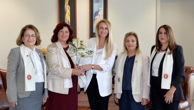 Nilden Bektaş Erhürman, Kıbrıs Türk Kadınlar Birliği başkan ve yönetim kurulu üyeleriyle görüştü