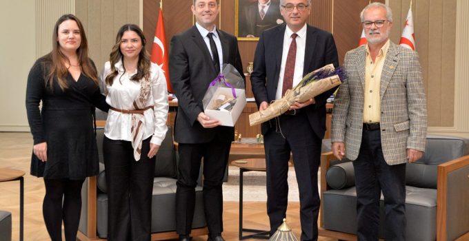 Erhürman, İskele Esnaf ve Zanaatkârlar Birliği’ni kabul etti