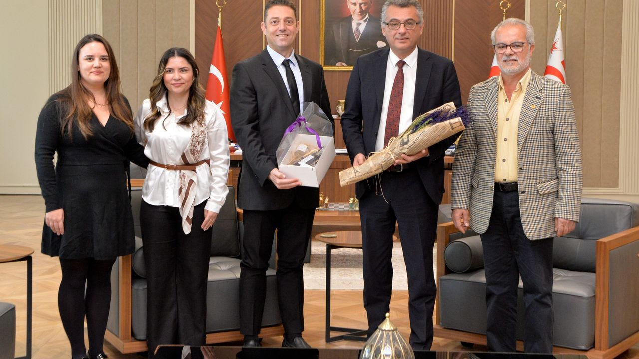 Erhürman, İskele Esnaf ve Zanaatkârlar Birliği’ni kabul etti