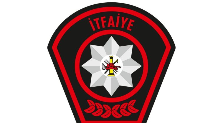 Kuyuya düşen kediyi itfaiye kurtardı