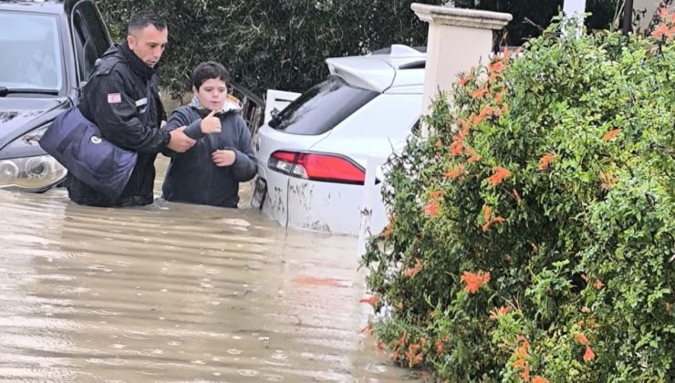 Sivil Savunma, Gönyeli Onan Ltd. çevresinde mahsur kalan yedi kişinin tahliye edildiğini açıkladı