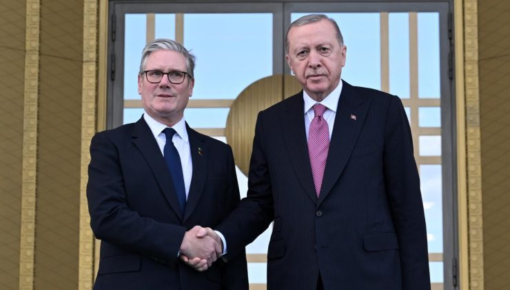 Erdoğan, Keir Starmer ile telefonda görüştü