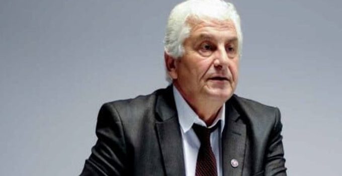 Bıçaklı: “Hükümet çalışanların İhtiyat Sandığı’ndaki birikimlerini eritmeye çalışıyor”