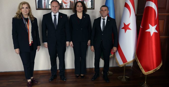Öztürkler, KKTC Bakü Temsilciliği’ni ziyaret etti