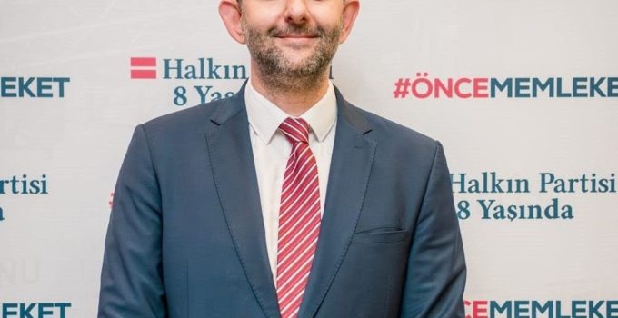 HP Sözcüsü Moral, banka üzerinden maaş ödemesi ile ilgili görüşlerini paylaştı