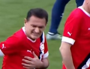 Dursun Oğuz’un kaburgası kırıldı