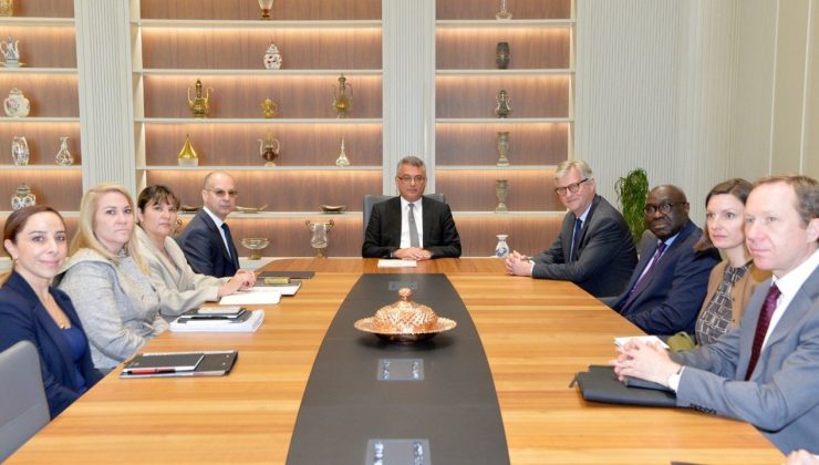 Cumhurbaşkanı Erhürman Lacroix’i kabul etti